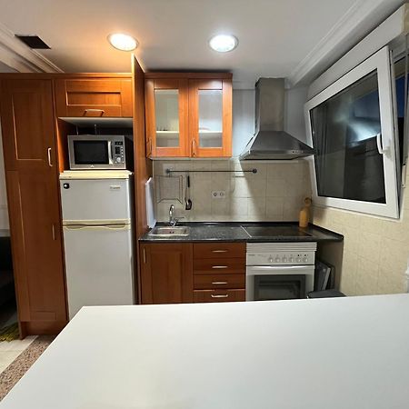 Pisos Con Piscina De Temporada Corta Estancia Madri Exterior foto