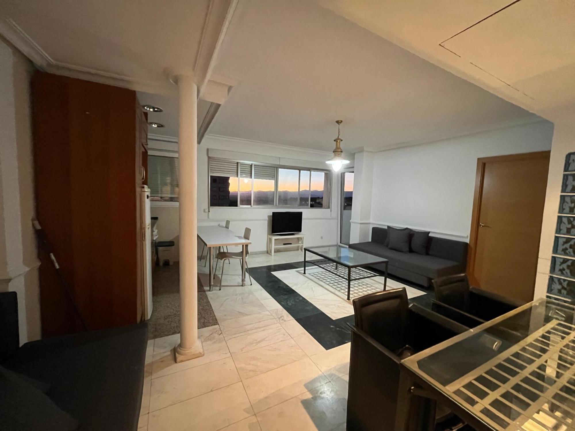 Pisos Con Piscina De Temporada Corta Estancia Madri Exterior foto